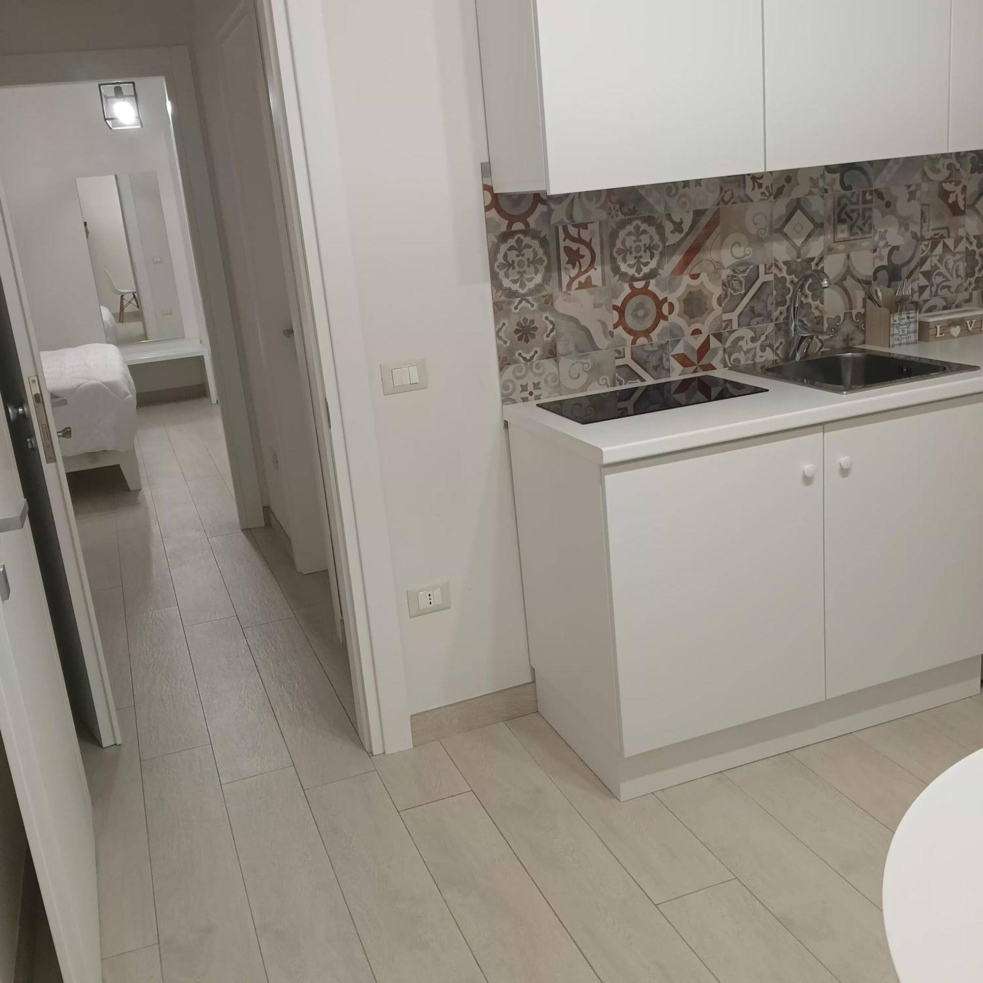 Mya Luxury Rooms And Wellness Melendugno Esterno foto