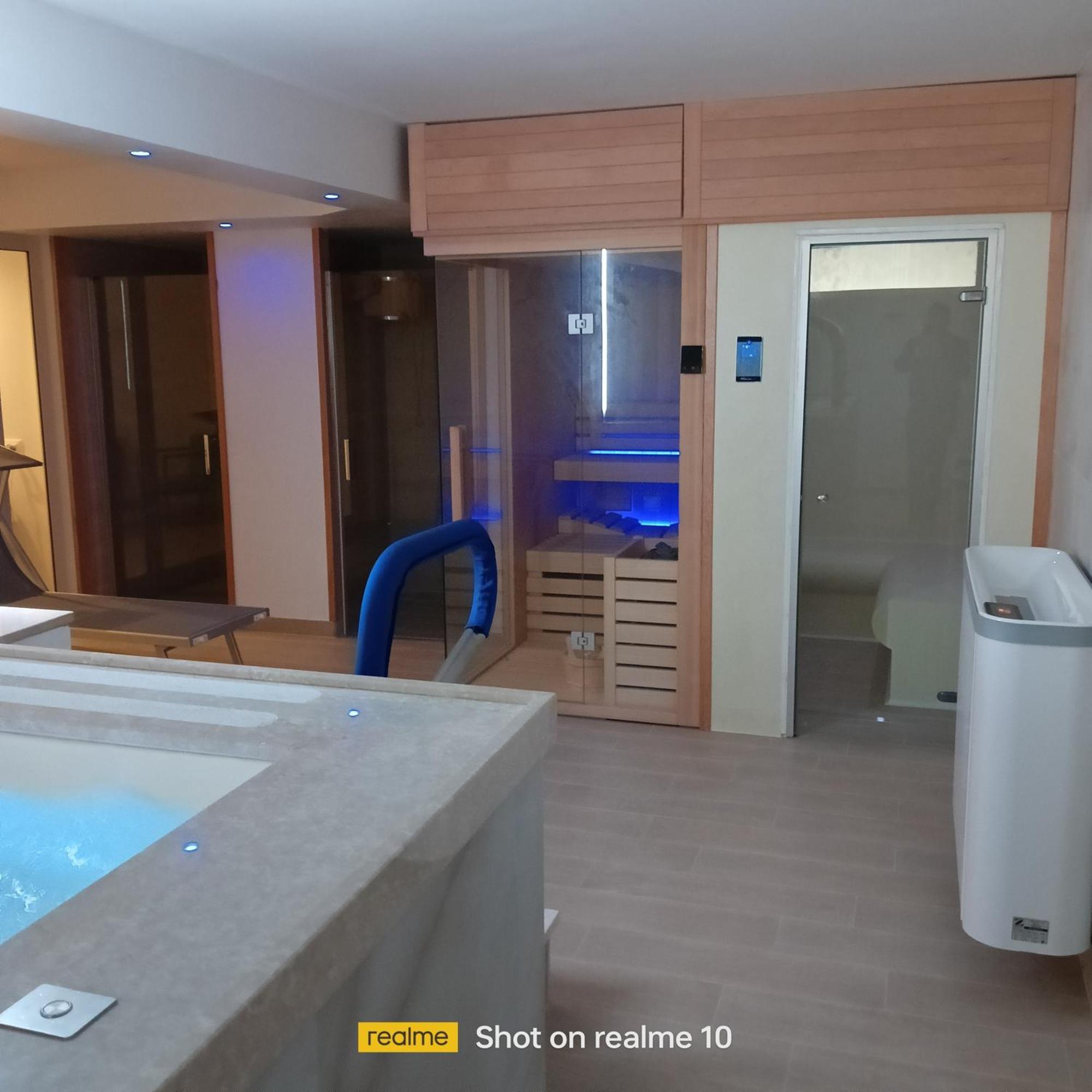 Mya Luxury Rooms And Wellness Melendugno Esterno foto